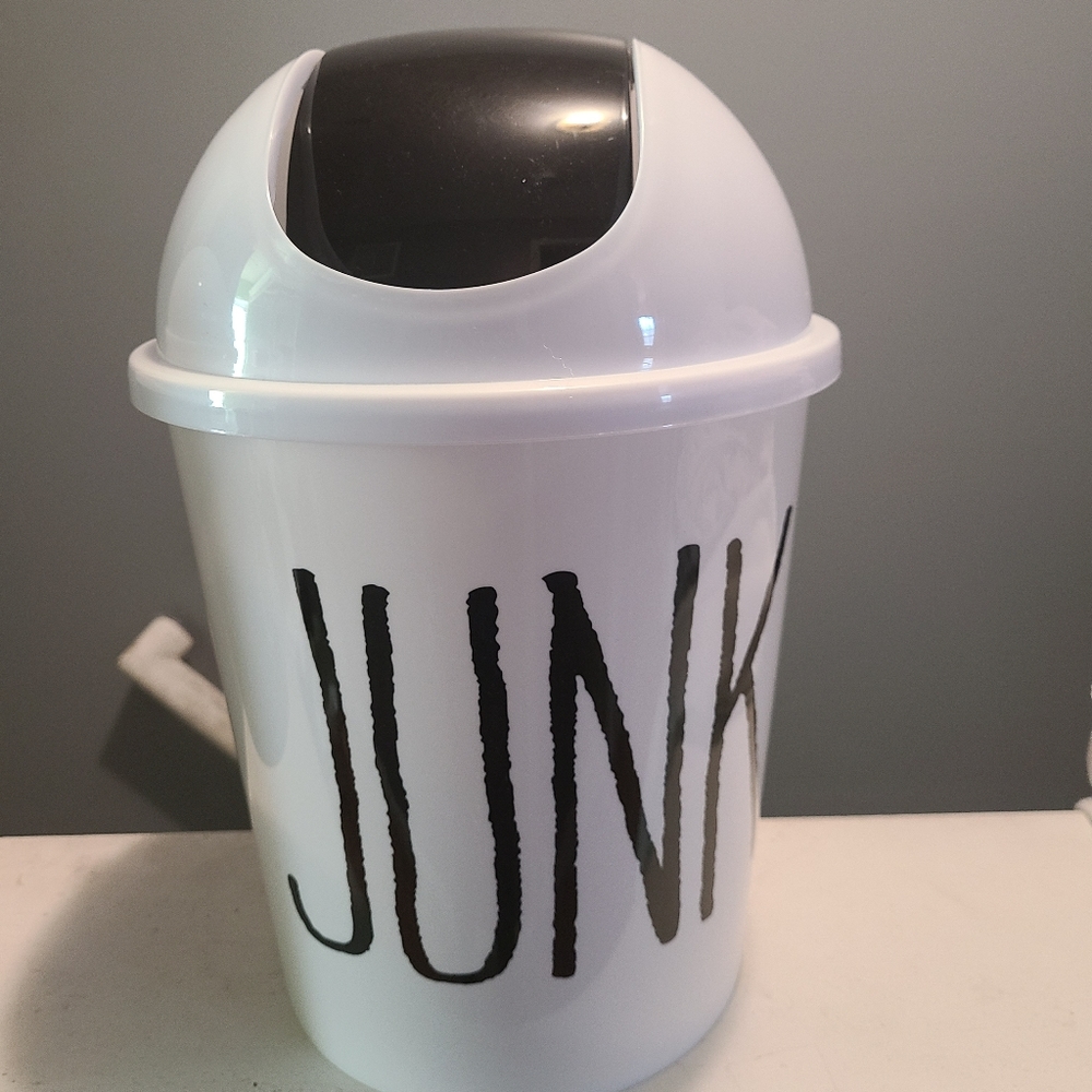 Junk waste basket black and white
